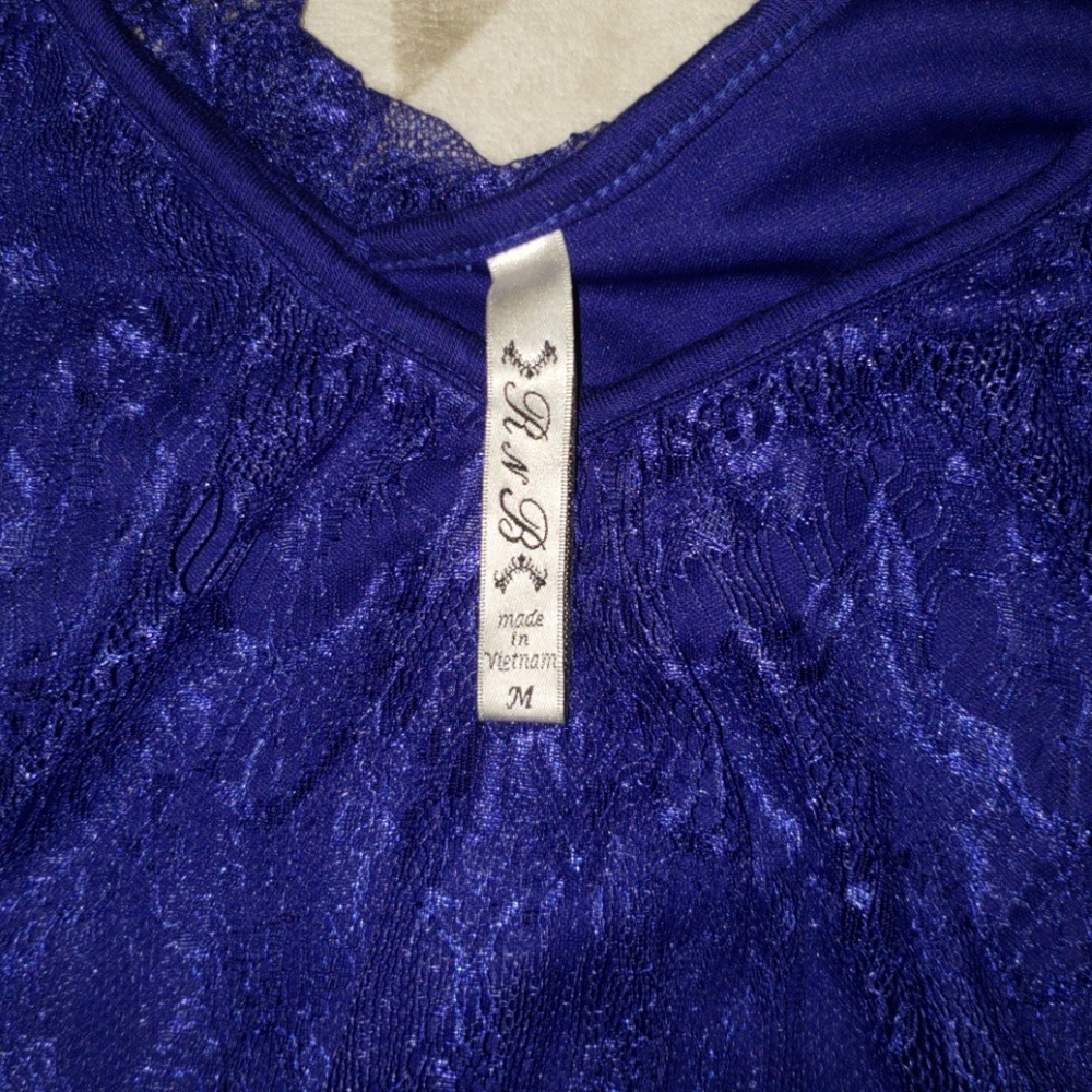 ***SOLD***Blue Top - Picture 2 of 5